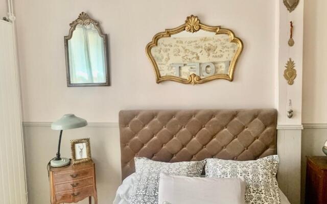 Jolie chambre privée dans maison de 1830