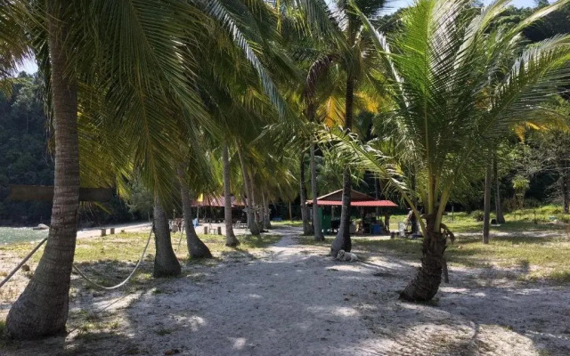 Wild Pasir Panjang Villas