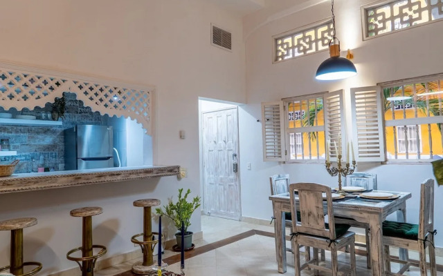 Ayos - 1BDR Apto céntrico Edificio Ayos