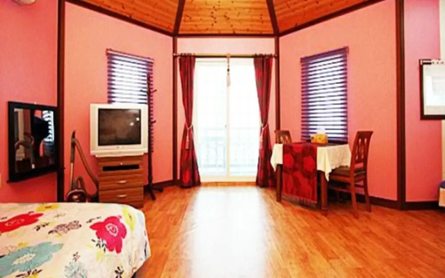 Taean Grand Blue Pension