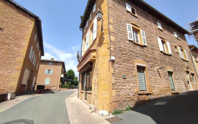 Appartement Bagnols - Les Meublés des Pierres Dorées