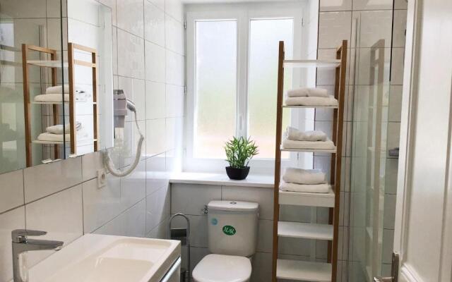 Appartement Le Solea 100m2 climatisé parking proche Sanctuaires