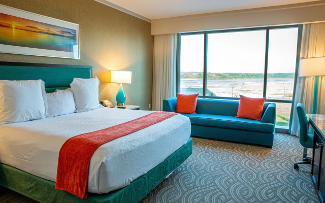 River Spirit Casino Resort