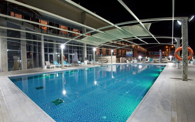 Aquaduct Hotel