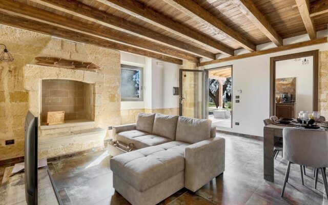 3775 Villetta Mora by Barbarhouse