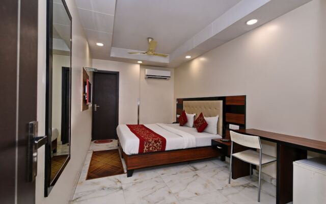 Hotel Blue Pearl Noida