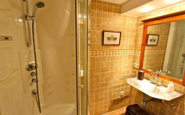 Alcudia Beach Front Villa, Private Indoor Pool