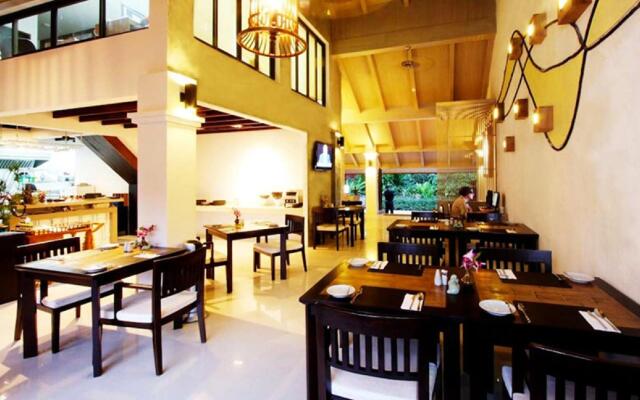 Fanari Khaolak Resort - Courtyard Zone