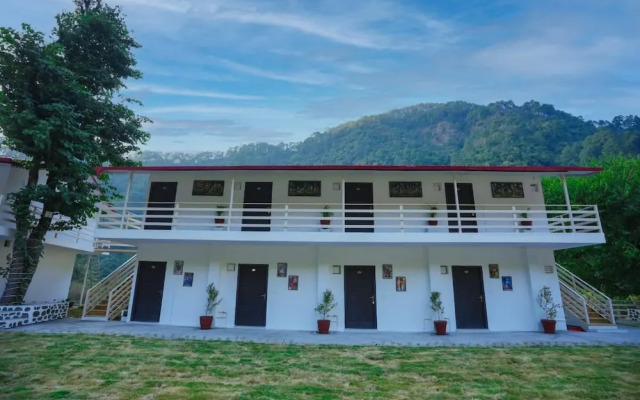Nature Sprint Resort By The River