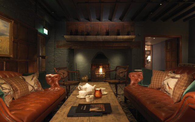 The Lygon Arms - an Iconic Luxury Hotel