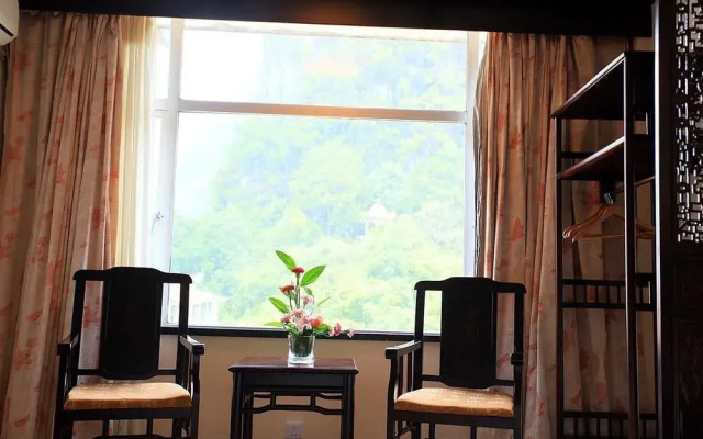 Li River Hotel