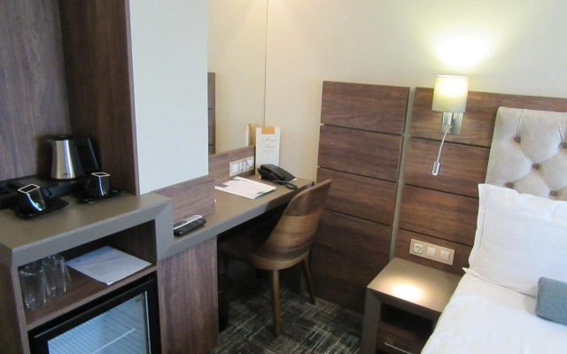 Hotel Cherno More