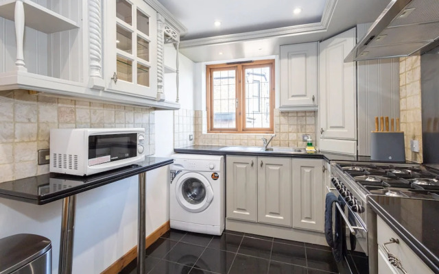 Pillo Rooms - Abbey Lodge