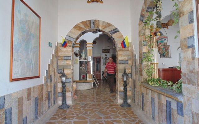 Hospedería Casa Familiar