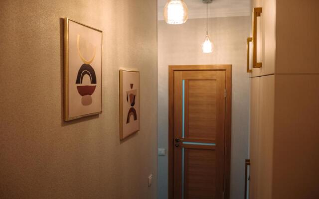 2 bedroom central flat