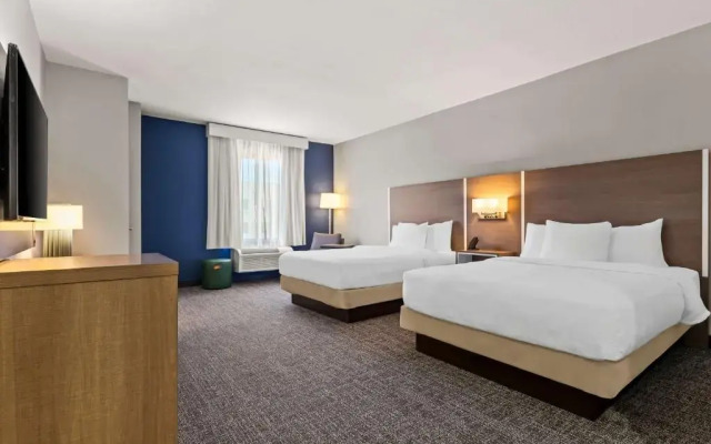 Spark by Hilton Catoosa Tulsa