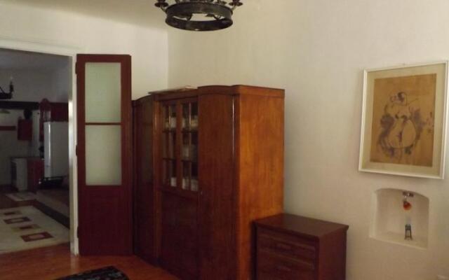Apartament in Cetate