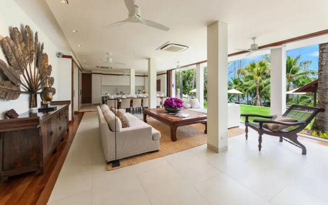 Villa Analaya