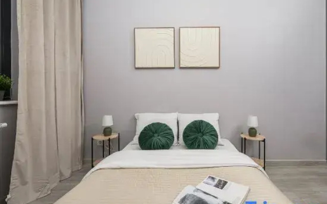 Lumina 3-room apartment near the train station