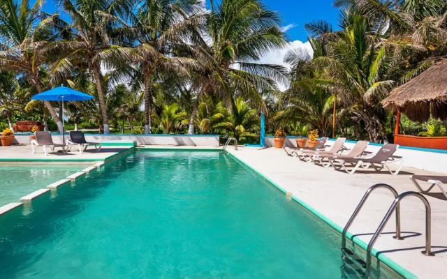 Hotel Caleta Tankah