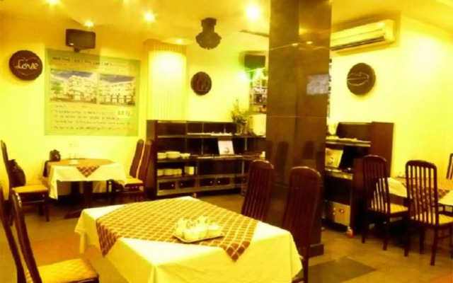 The Sun Hotel