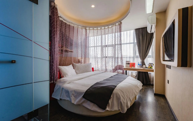 Thank Inn Plus Hotel Henan Kaifeng Tongxu county Renmin Road