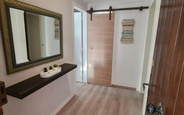 Apartamento familiar junto a pinedas mediterráneas