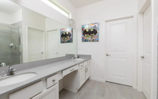 Incredible Large Home Minutes From Disney