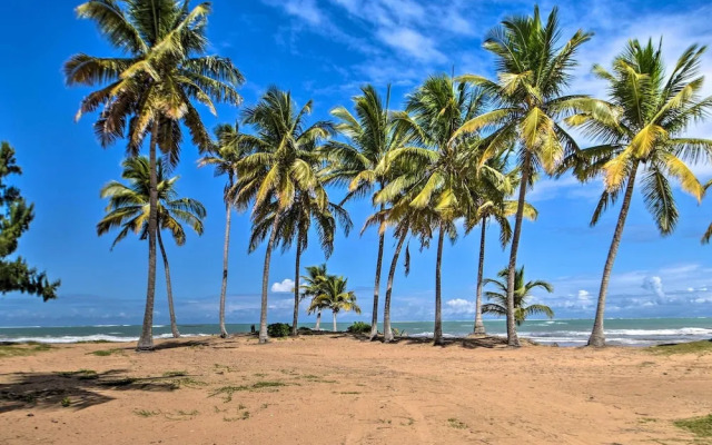Playas Del Yunque Condo: Pool & Beach Access