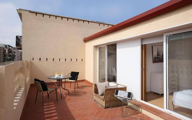 MH Apartments S. Familia