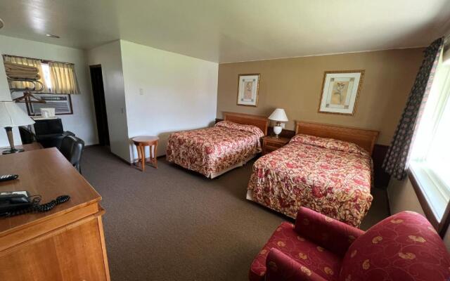 Spinning Wheel Motel