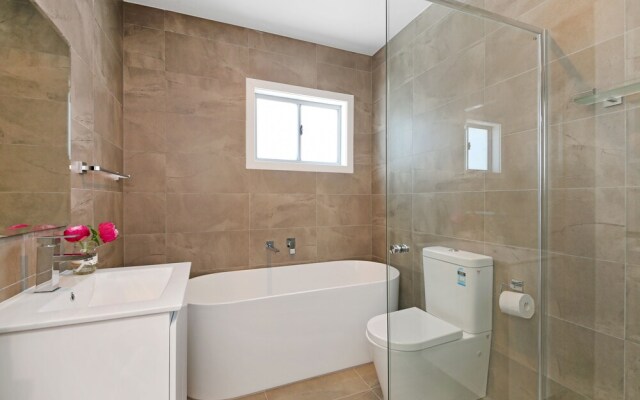 Villa Merrylands