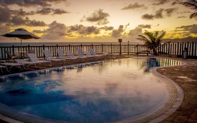 Rifóles Praia Hotel & Resort