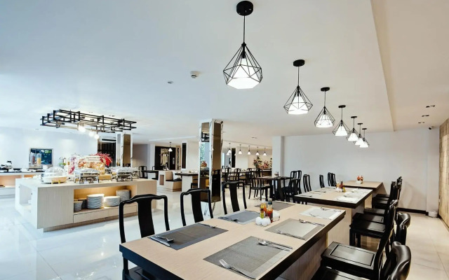 Three Sukhumvit Hotel