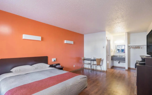 Motel Bo (Camrose)