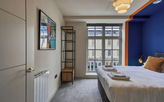 Renaissance House Apartments