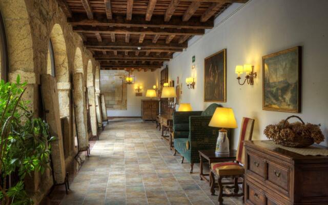 Parador De Cangas De Onis