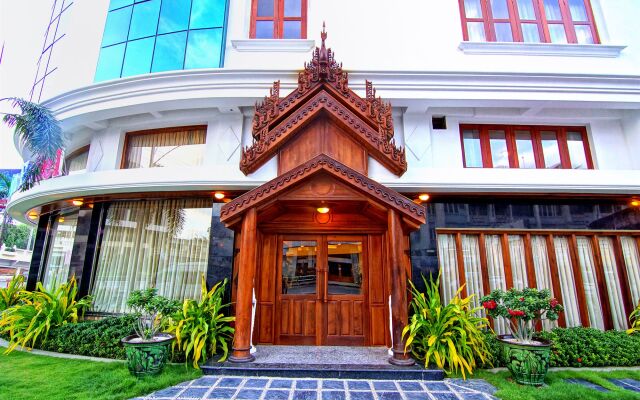 Shwe Ingyinn Hotel