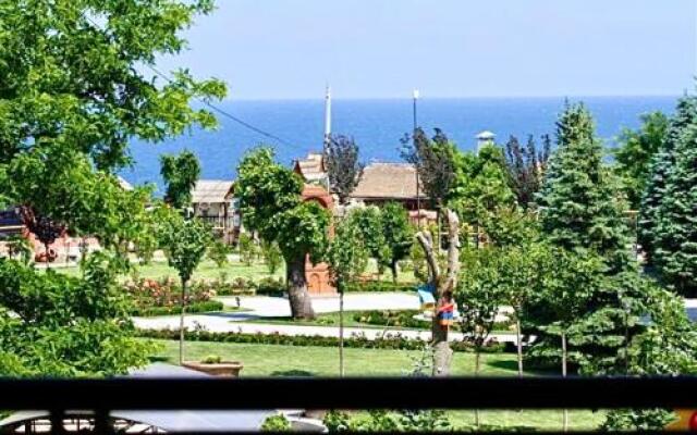 Arkadia Palace Luxury Apartments