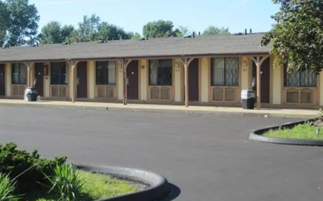 Kensington Inn - Howell