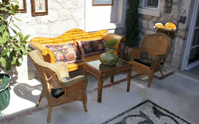 Erendira Hotel - Special Class