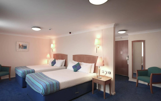 The Royal Angus Hotel