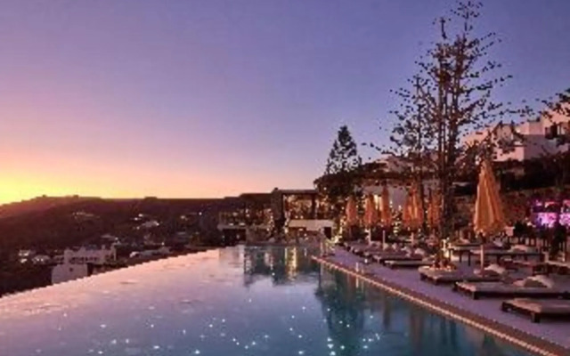 Myconian Utopia Relais & Chateaux