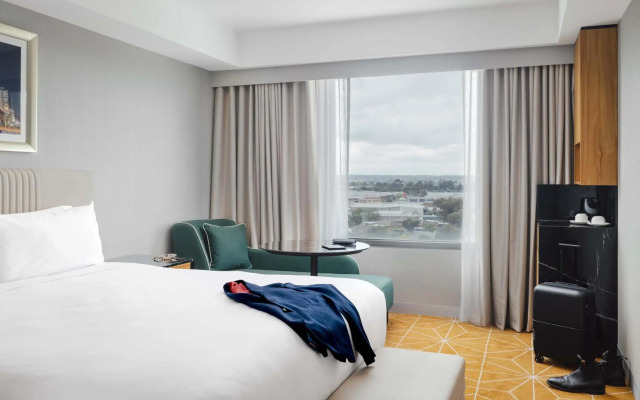 Mantra Melbourne Airport