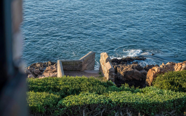 Beacon Wharf , George Hay 6 Seafront Accommodation