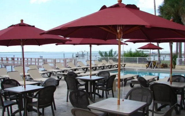 Beso Del Sol Resort