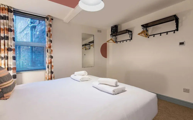 Harcourt Apartments