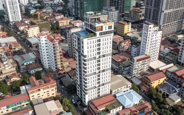 Urban Palace