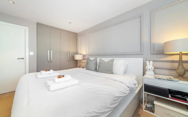 Lovely 2 Bedroom Flat In The Heart Of Chelsea