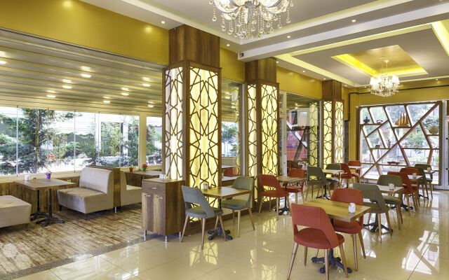 Zengin City Hotel